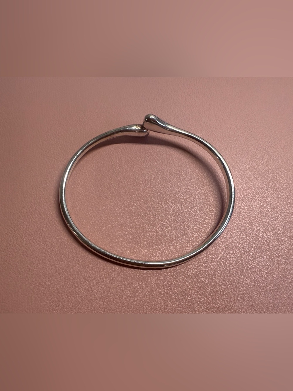 925 Sterling Silver Bangle Bracelet Open Knot Minimalist Elegant 14g 0.5 oz Tear